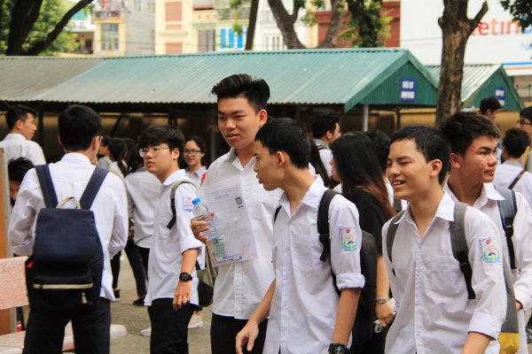 Nhiều trường Đại học công bố danh sách những thí sinh đầu tiên trúng tuyển ảnh 1